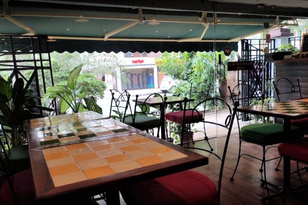 Commercial Interior Project - Dessine Interiors